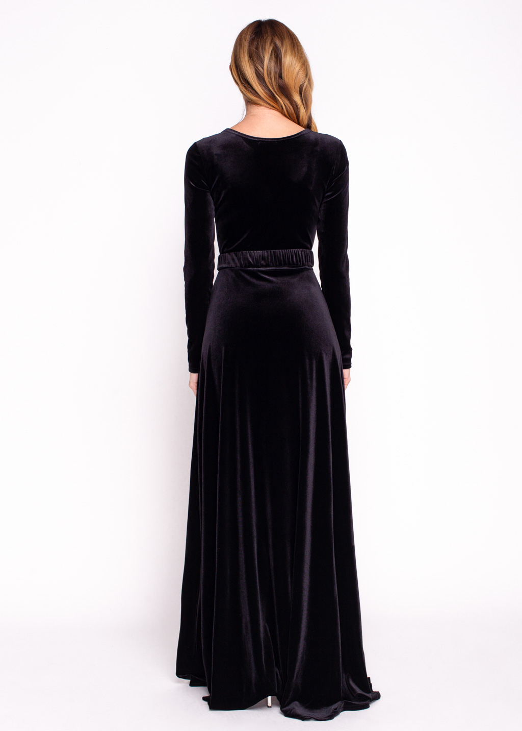 Black velvet long dress with belt
