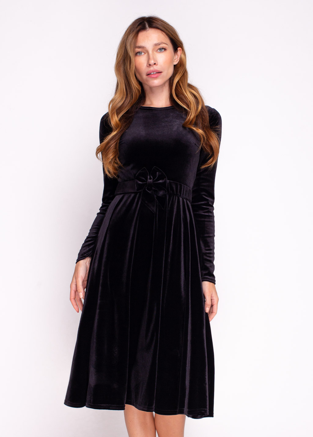 Black velvet dress with belt