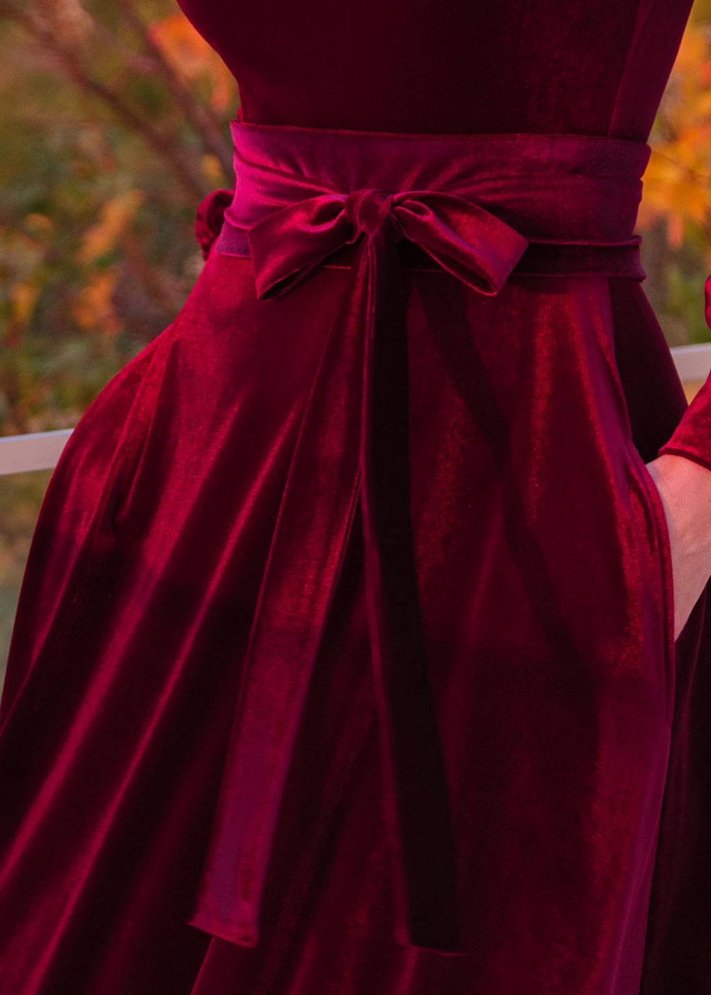 Burgundy velvet dress with pockets