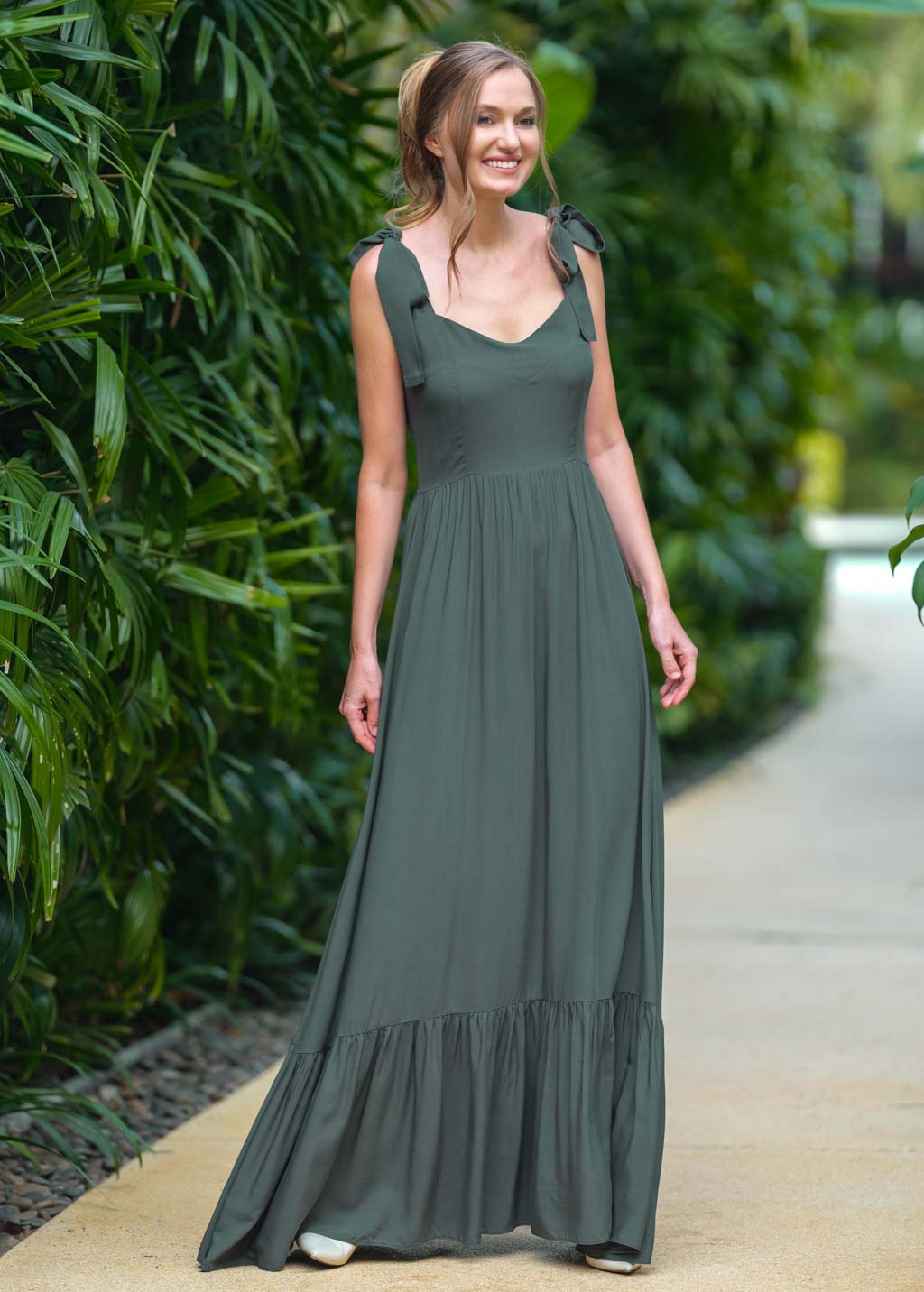 Dark green romantic long dress