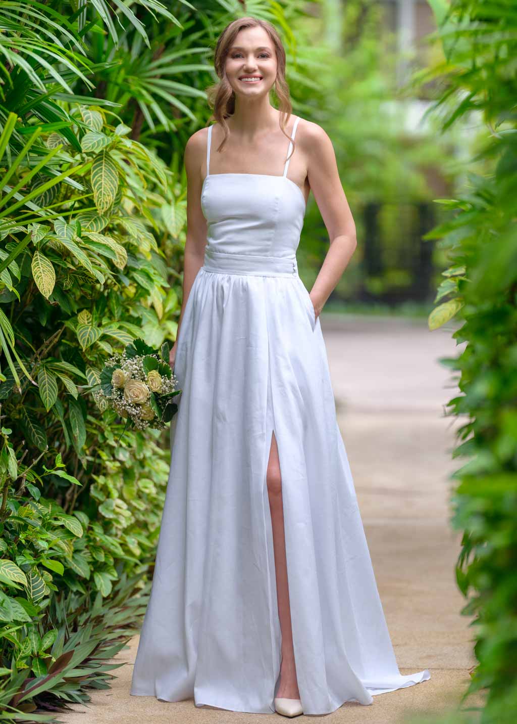 White slit linen dress with open back