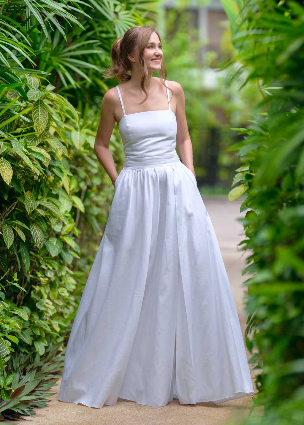 White slit linen dress with open back